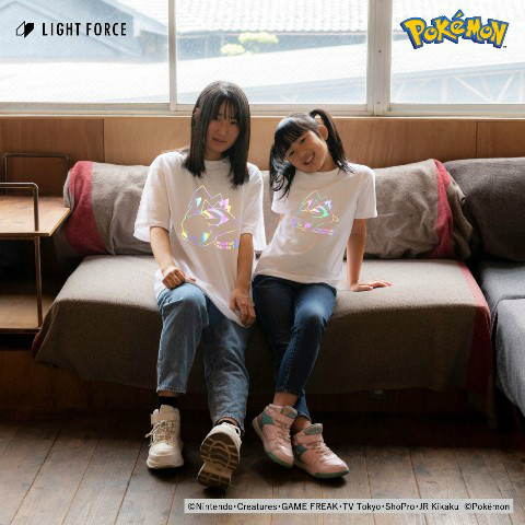 画像ギャラリー No.002のサムネイル画像 / 「ポケモン」デザインのリフレクターTシャツ&パーカーがヴィレヴァンオンラインに登場。予約受付中