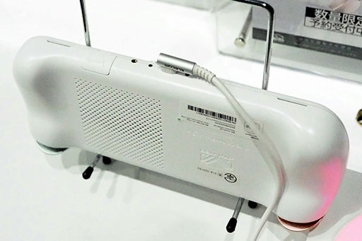 画像ギャラリー No.007のサムネイル画像 / ［TGS2022］重量398gの小型ゲームPC「AYANEO AIR」を体験。Switch Lite風の筐体デザインやSteam Deckとの差別化に注目せよ