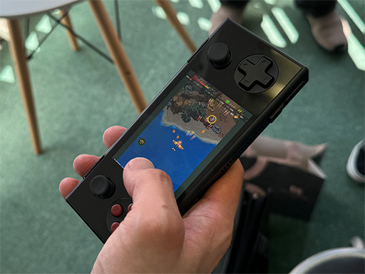 画像ギャラリー No.004のサムネイル画像 / ゲームボーイミクロ風携帯型Androidゲーム機「AYANEO Pocket Micro」の国内予約が始まる