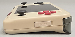 画像ギャラリー No.007のサムネイル画像 / 写真で見るAndroid携帯ゲーム機「AYANEO Pocket ACE」。質感の良いレトロゲーム向けのポケットサイズゲーム機だ