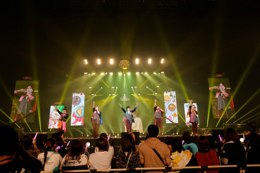 画像ギャラリー No.014のサムネイル画像 / 力強いパフォーマンスで「アイドルマスター SideM」の未来への道を指し示した8thライブをレポート。アイドルたちの揺るぎない魅力
