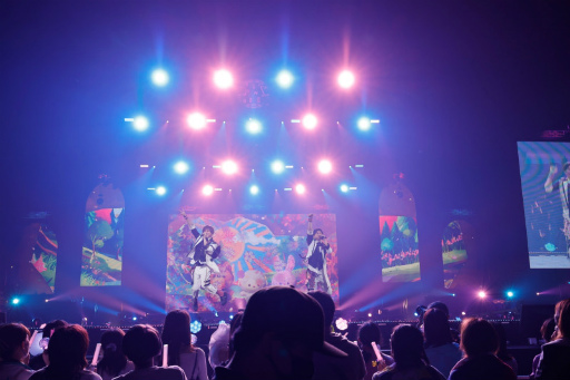 画像ギャラリー No.021のサムネイル画像 / 力強いパフォーマンスで「アイドルマスター SideM」の未来への道を指し示した8thライブをレポート。アイドルたちの揺るぎない魅力