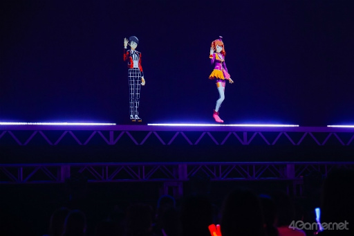 画像ギャラリー No.004のサムネイル画像 / アイドルたちの作り上げるたくさんの“楽しい”がステージで弾けた！　「F＠NTASTIC COMBINATION LIVE」夜公演レポート