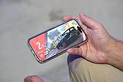 画像ギャラリー No.013のサムネイル画像 / スーパーカーに囲まれてレースゲーム「レーシングマスター」をプレイ！ リバティウォークで開催されたデモプレイイベントをレポート