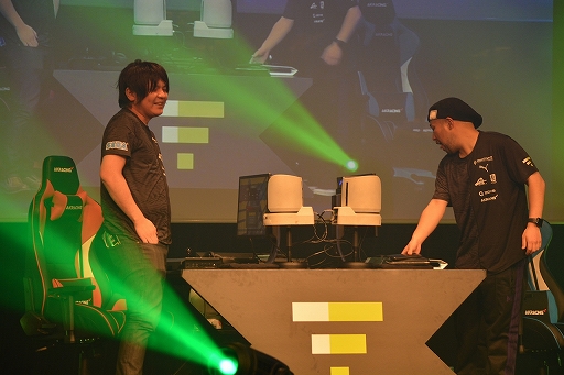 画像ギャラリー No.012のサムネイル画像 / バーチャの公式大会「VIRTUA FIGHTER esports CHALLENGE CUP SEASON_1【3rd】FINAL」レポート。プロライセンスを獲得したのはレオラオ選手&ヨゴ選手