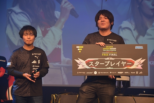 画像ギャラリー No.017のサムネイル画像 / バーチャの公式大会「VIRTUA FIGHTER esports CHALLENGE CUP SEASON_1【3rd】FINAL」レポート。プロライセンスを獲得したのはレオラオ選手&ヨゴ選手