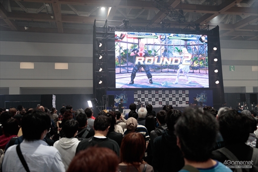 画像ギャラリー No.027のサムネイル画像 / 「Virtua Fighter esports」部門フォトレポート。現役最強プレイヤーと称されるとんちゃん選手が初代覇者に［EVO Japan 2023］