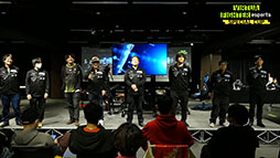 画像ギャラリー No.004のサムネイル画像 / 公式大会「VIRTUA FIGHTER esports SPECIAL CUP」,優勝は塩辛選手