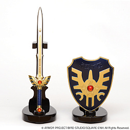画像ギャラリー No.006のサムネイル画像 / 「ドラゴンクエスト」の新グッズに，人形メーカーの吉德大光とコラボした豪華な「ロトの兜飾り」登場。あみぐるみのスライムやシルバーネックレスの発売も決定