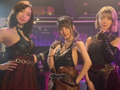 「ワンダーランズ 〜タイニー・ティナと魔法の世界」の最新動画が公開に。倉持由香さん，yunocyさん，華恋さんにティナが本作の魅力を伝える