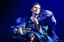 画像ギャラリー No.021のサムネイル画像 / 舞台「呪術廻戦 0」WITH LIVE BANDの東京公演は12月29日まで上演。乙骨憂太を主人公とした「呪術廻戦0 東京都立呪術高等専門学校」を描く