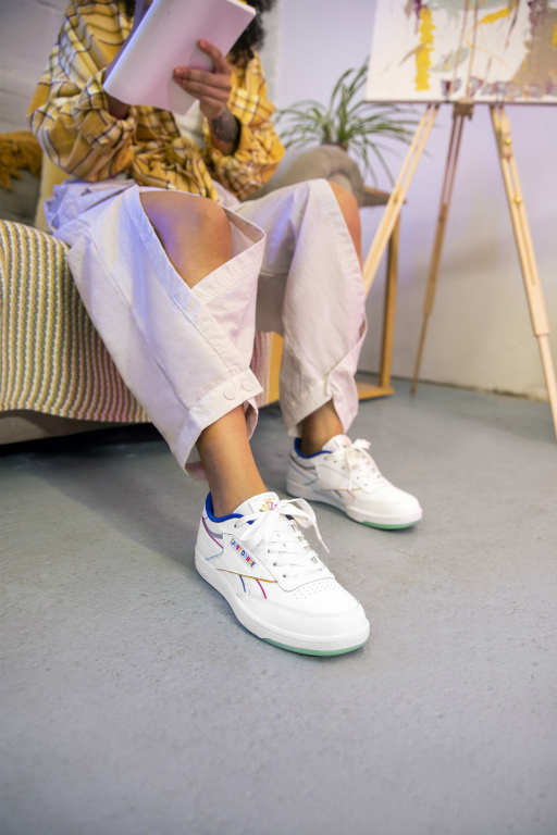 画像ギャラリー No.004のサムネイル画像 / 「ジャストダンス」とReebokのコラボシューズが3月29日より発売
