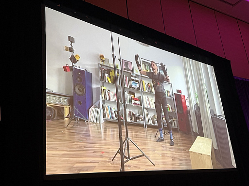 画像ギャラリー No.011のサムネイル画像 / ［GDC 2025］アナログとデジタルが融合したストップモーション風ADVはどう生まれたのか。「Harold Halibut」ポストモーテムをレポート