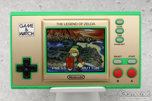 画像ギャラリー No.015のサムネイル画像 / 「ゲーム＆ウオッチ ゼルダの伝説」を“1989年のGame & Watch ZELDA”とともに遊ぶ。新世代G&Wは，時計としての使いやすさにも満足