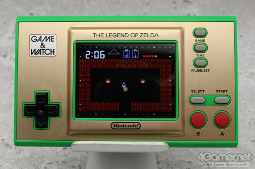 画像ギャラリー No.020のサムネイル画像 / 「ゲーム＆ウオッチ ゼルダの伝説」を“1989年のGame & Watch ZELDA”とともに遊ぶ。新世代G&Wは，時計としての使いやすさにも満足