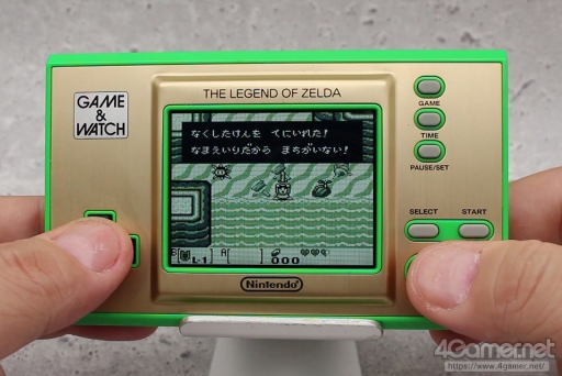 画像ギャラリー No.028のサムネイル画像 / 「ゲーム＆ウオッチ ゼルダの伝説」を“1989年のGame & Watch ZELDA”とともに遊ぶ。新世代G&Wは，時計としての使いやすさにも満足