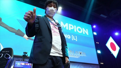画像ギャラリー No.004のサムネイル画像 / ［EVO2022］「MELTY BLOOD: TYPE LUMINA」部門の優勝は日本のジン選手。サイドトーナメントと合わせ，EVO4冠を達成