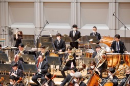 画像ギャラリー No.013のサムネイル画像 / 「『聖剣伝説』30th Anniversary Orchestra Concert」レポート。ホール内の空気を震わせる生の音楽が,聴衆を魅了した