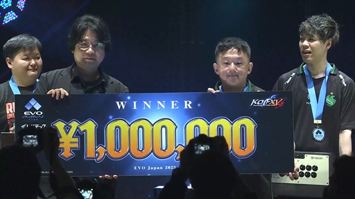 画像ギャラリー No.005のサムネイル画像 / ［EVO Japan］「THE KING OF FIGHTERS XV」部門の優勝は台湾のET選手。昨年の王者が見事2連覇を成し遂げる