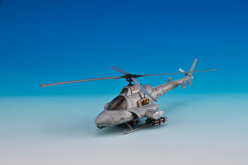 画像ギャラリー No.002のサムネイル画像 / 「究極TIGER」自機・バトルタイガーの1/72カラーレジンキット,一般予約の受付がスタート