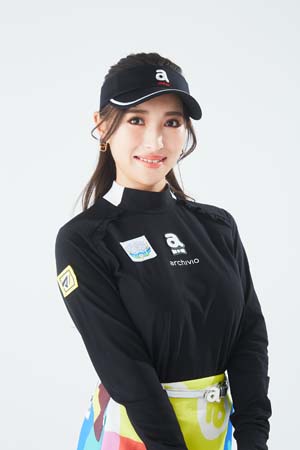 画像ギャラリー No.002のサムネイル画像 / 「白猫GOLF」,臼井麗香プロとスポンサー契約を締結。PR大使としての活動にも注目