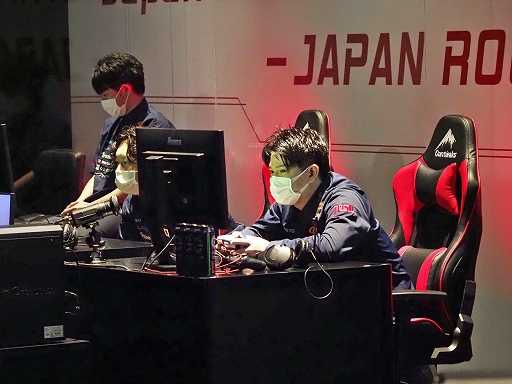 画像ギャラリー No.007のサムネイル画像 / ［TGS 2021］日本・サウジアラビアeスポーツマッチ「eFootball」大会の模様をレポート。日本チームが4勝1敗でサウジを圧倒