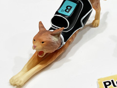 取材に疲れた筆者を癒した手のひらサイズのネコチャンフィギュア。「Stray」のカプセルフィギュアをフォトレポートで紹介［TGS2024］
