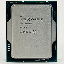 画像ギャラリー No.003のサムネイル画像 / 第12世代Core「Core i5-12600K」の実力を検証。ミドルクラスCPUの常識を超える性能を見せる