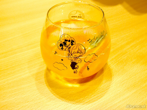 画像ギャラリー No.010のサムネイル画像 / 「アオペラカフェ -Enjoy Holiday-」の魅力をフォトレポートでお届け! THEキャラCAFÉ グランドスケープ池袋店で開催中