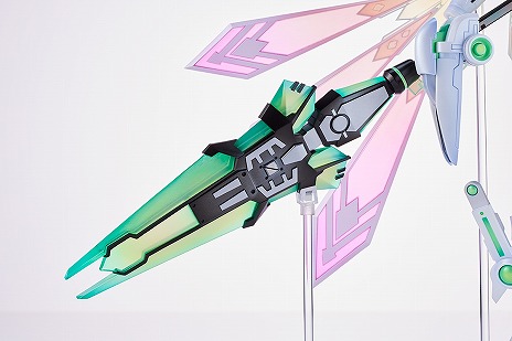 画像ギャラリー No.018のサムネイル画像 / 「超次元ゲイム ネプテューヌ」グリーンハートの1/7完成品フィギュア，受注を開始。あみあみ×AMAKUNIタッグでベールの女神姿を再現