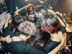 「GYROAXIA TOUR 2022 -Freestyle-」仙台GIGSライブをレポート。リアルバンドが“本物”になり，新時代の幕が開く――