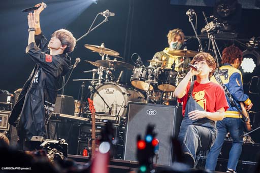 画像ギャラリー No.002のサムネイル画像 / 「from ARGONAVIS 2nd LIVE -Rezonance-」DAY1公演のレポートを公開。アーカイブ配信は1月13日まで