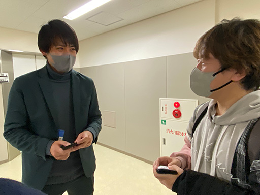 画像ギャラリー No.001のサムネイル画像 / ［インタビュー］男性バンドコンテンツの双璧，「アルゴナビス」と「バンドやろうぜ！」が激突!?　両プロデューサーにライブへの思いを聞く