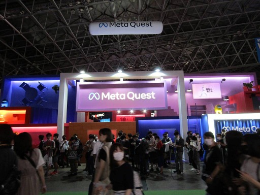 画像ギャラリー No.001のサムネイル画像 / ［TGS2022］“Meta Quest 2”ブースレポート。「Among Us VR」一色に染まったブースでは，クルーたちと写真を撮れるフォトスポットも