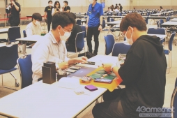 画像ギャラリー No.003のサムネイル画像 / 「Shadowverse EVOLVE Grand Prix 2022 横浜」開催。初の大型大会イベントは，かざもんみ選手の優勝で幕を閉じる