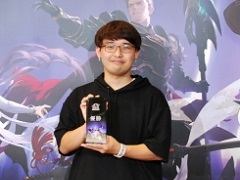 「Shadowverse EVOLVE Grand Prix 2022 横浜」開催。初の大型大会イベントは，かざもんみ選手の優勝で幕を閉じる