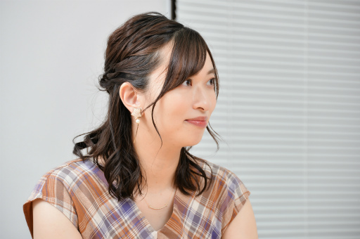 画像ギャラリー No.005のサムネイル画像 / 「競馬伝説PRIDE」倉持由香さんが4Gamerにやってきた。2016年からの競馬ファンが，24キロのダイエットを経て宣伝大使に！