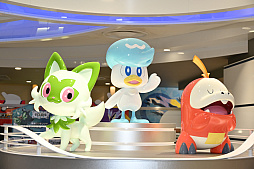画像ギャラリー No.024のサムネイル画像 / 横浜DeNAベイスターズの選手たちが“ピカチュウヘルメット”をかぶって試合に!?「ポケモンボールパークヨコハマ」開催記者発表会レポート