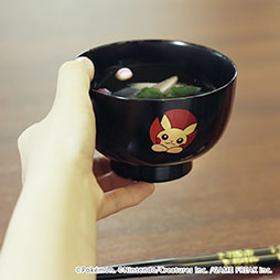 画像ギャラリー No.016のサムネイル画像 / ポケモンと伝統技法が融合した漆器椀第2弾が登場。アチャモの小椀とピカチュウの汁椀をラインナップに追加