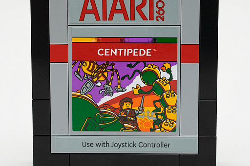画像ギャラリー No.018のサムネイル画像 / Hiro師匠とレゴブロック「Atari 2600」を組み立てよう！ せっかくだから任天堂のアレも持ってきたよ（「買い物Surfer」第10回）