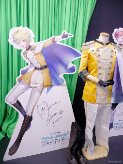 画像ギャラリー No.005のサムネイル画像 / アイドルたちの衣装に触れて,香りも感じる展示会「Prince Letter(S)! フロムアイドル 私立常和歌学園 CLOSET」レポート