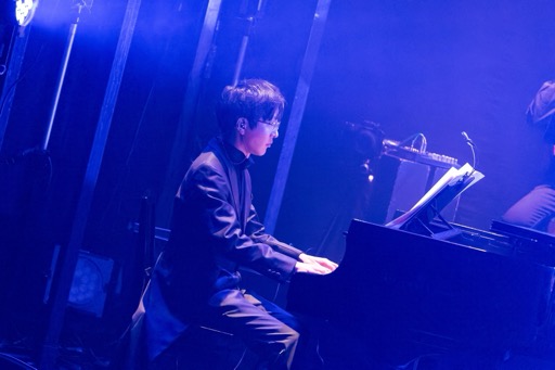 画像ギャラリー No.007のサムネイル画像 / 「メグとばけものコンサート -音楽の世界-」レポート。作曲家・裏谷玲央氏が自らフルアレンジした人気楽曲の数々で,ゲームの世界観を再現