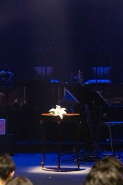 画像ギャラリー No.012のサムネイル画像 / 「メグとばけものコンサート -音楽の世界-」レポート。作曲家・裏谷玲央氏が自らフルアレンジした人気楽曲の数々で,ゲームの世界観を再現