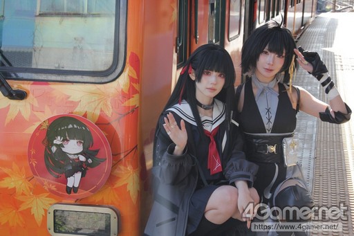 画像ギャラリー No.016のサムネイル画像 / 「鳴潮」と京阪電車のコラボによるラッピング電車が運行。特別車掌に就任した千咲の着ぐるみも登場した，セレモニーの模様をレポート
