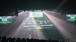 画像ギャラリー No.017のサムネイル画像 / 「鳴潮」のコンサートツアー“To the New World”東京公演レポート。ストーリーの感動が蘇る,心揺さぶるサウンドたち