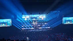 画像ギャラリー No.062のサムネイル画像 / 「鳴潮」のコンサートツアー“To the New World”東京公演レポート。ストーリーの感動が蘇る,心揺さぶるサウンドたち