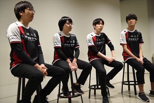 画像ギャラリー No.033のサムネイル画像 / 「ストリートファイターリーグ: Pro-JP 2023」出場プレイヤー36名に聞く「スト6」の気になるポイントと初年度リーグ戦へ臨む意気込み
