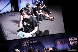 画像ギャラリー No.067のサムネイル画像 / 「CRカップ×TGS2023」フォトレポート。プロゲーマーと人気ストリーマーが「ストリートファイター6」で激戦を繰り広げた
