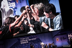 画像ギャラリー No.086のサムネイル画像 / 「CRカップ×TGS2023」フォトレポート。プロゲーマーと人気ストリーマーが「ストリートファイター6」で激戦を繰り広げた