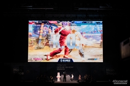 画像ギャラリー No.137のサムネイル画像 / 「CRカップ×TGS2023」フォトレポート。プロゲーマーと人気ストリーマーが「ストリートファイター6」で激戦を繰り広げた